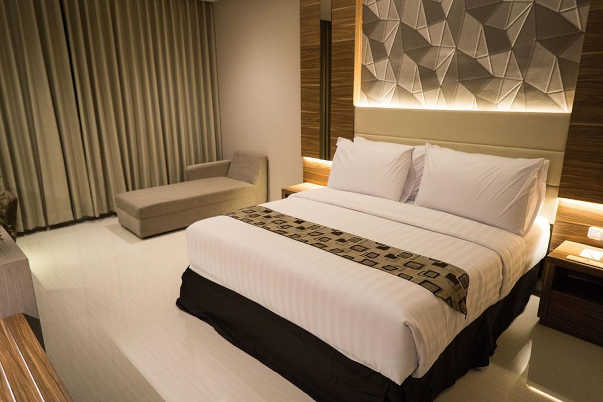 Novena Hotel Bandung Lembang Exterior photo